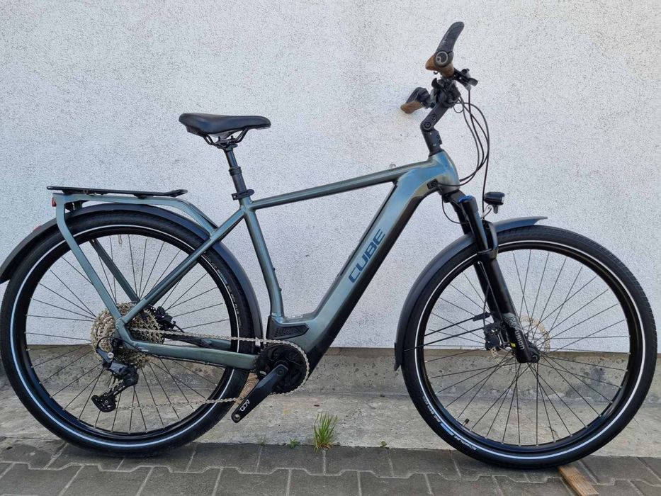 Електровелосипед Cube Kathmandu Pro пробіг 3086  Bosch