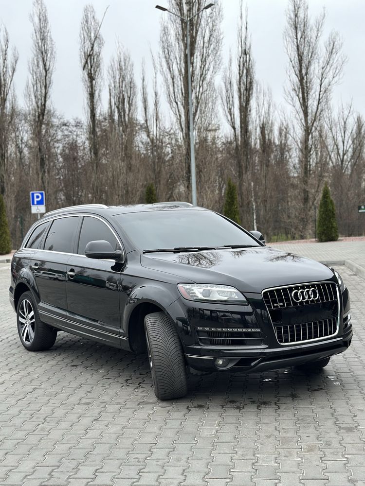 Audi Q7  3.0 tdi PRESTIGE PLUS  Власник !