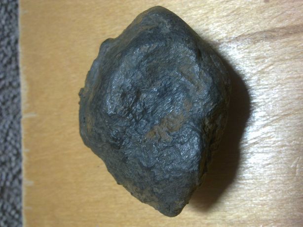Продам залізний метеорит.