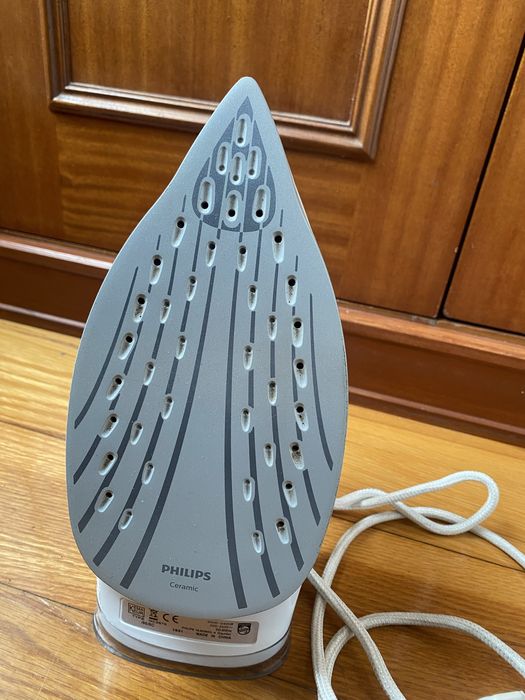 Ferro de engomar philips