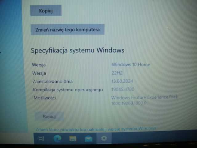 Laptop Samsung RF711, Core i7, 6 GB RAM, Win 10 home, 17 cali