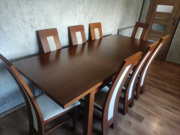 Stół + dziesięć krzeseł