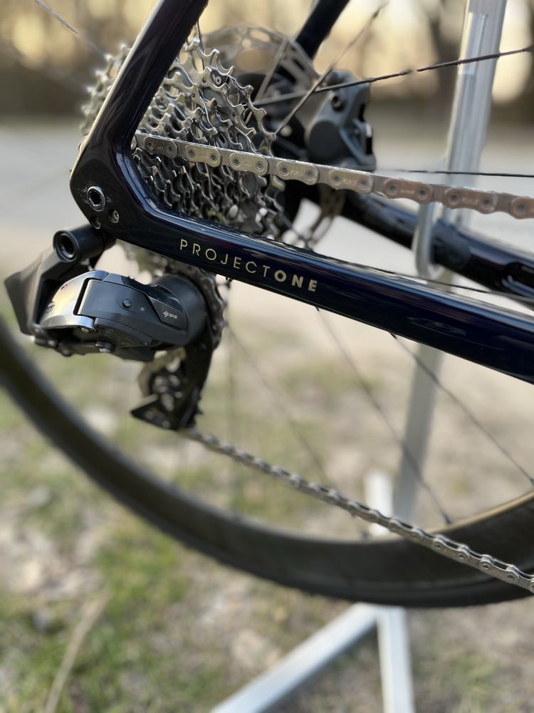 Trek Emonda SLR 2022 (SRAM, Bontrager RSL, rower szosowy, szosa)