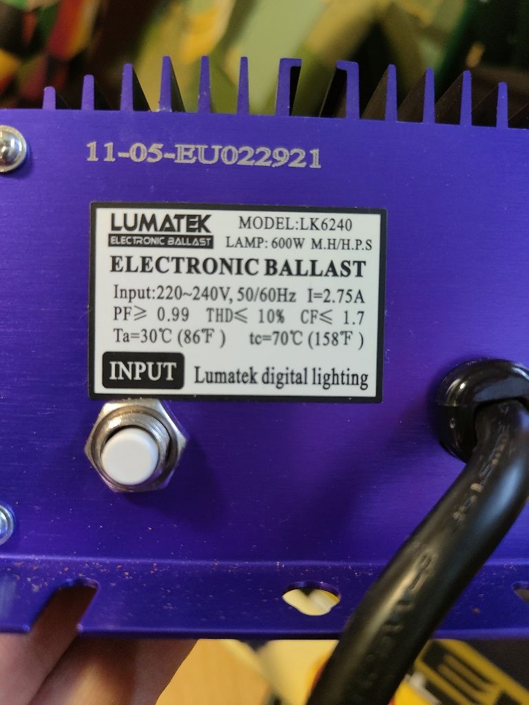 Lumatek 600W 240V