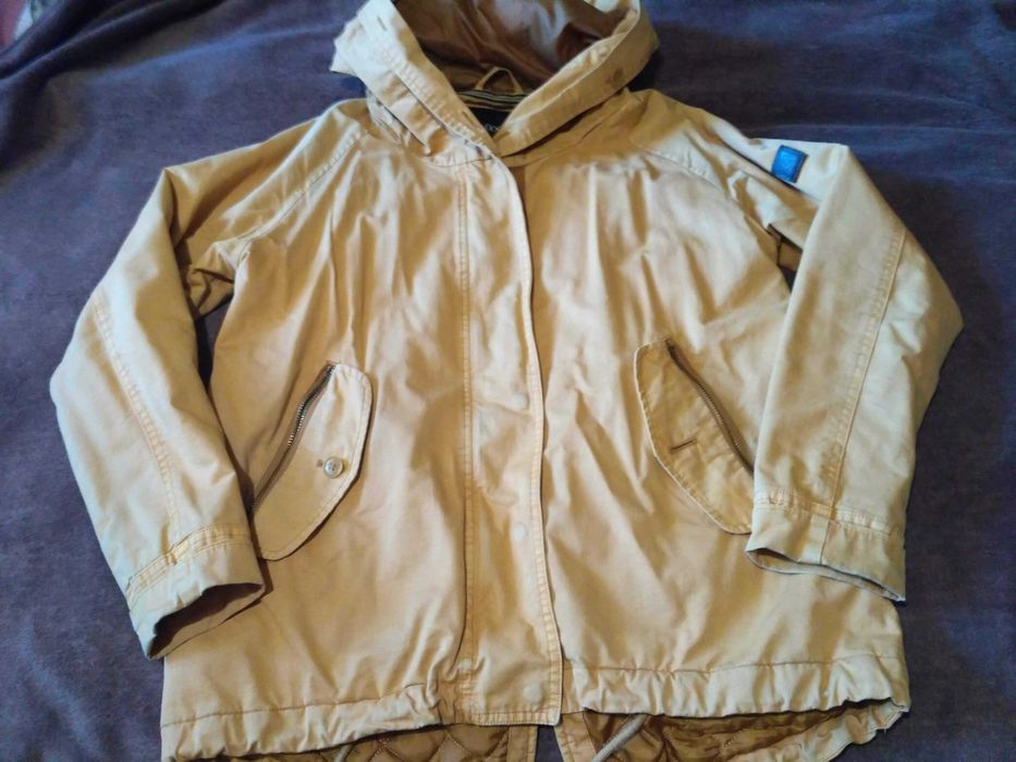 Куртка женская oodji желтая осень весна с капюшоном на молнии