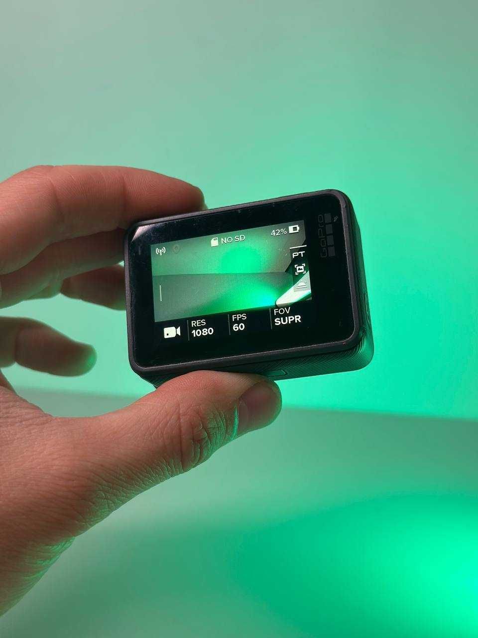 Екшн камера GoPro 5 Black - з флешкою, рамкою та кріпленням на шолом