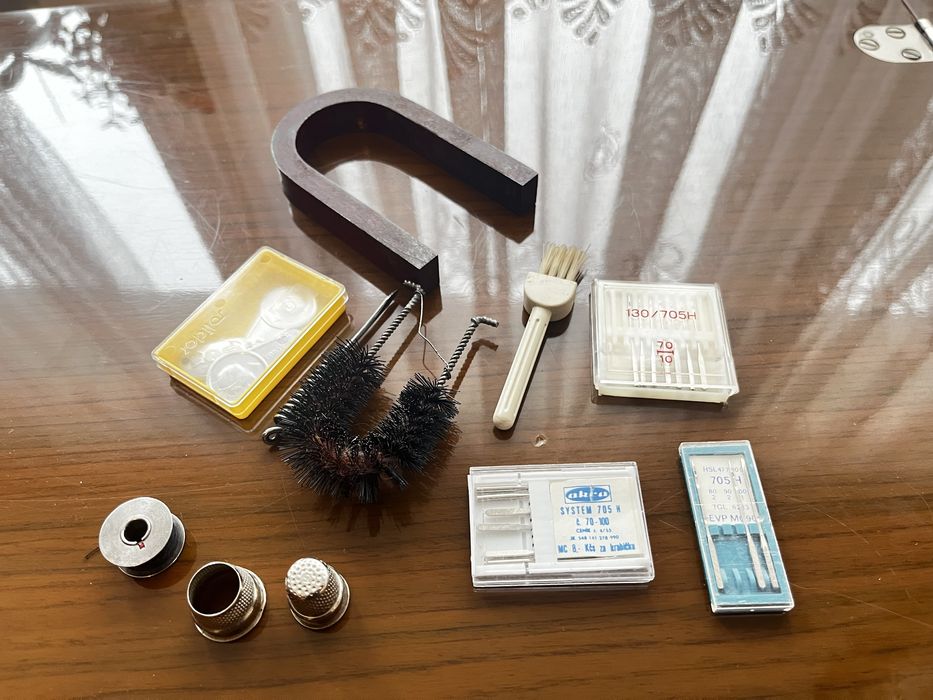 Maszyna do szycia Łucznik kl82