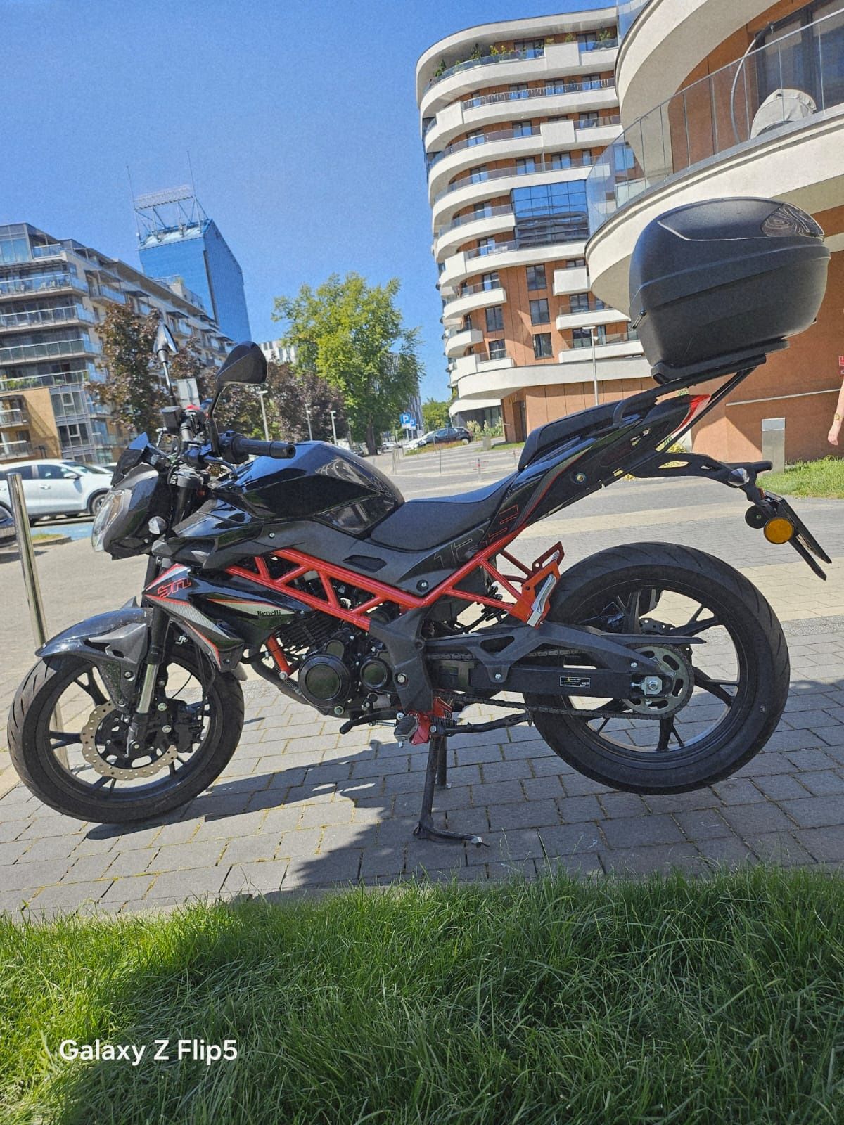BENELLI BN 125 salon polska, kat.B. Mt 125