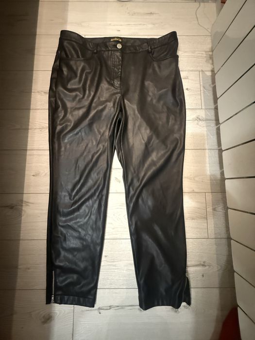 Spodnie czarne eko skóra