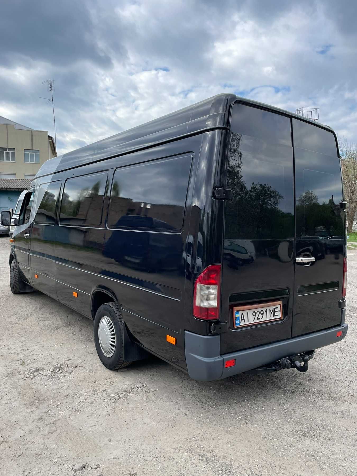 Mercedes-Benz Sprinter Maxi