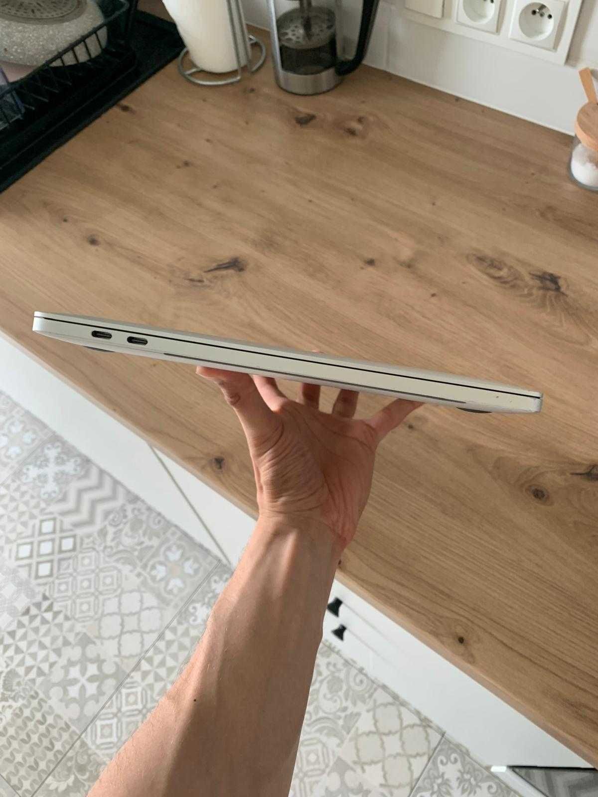 Piękny MacBook Pro 13 + Nowa Bateria i ładowarka Apple
