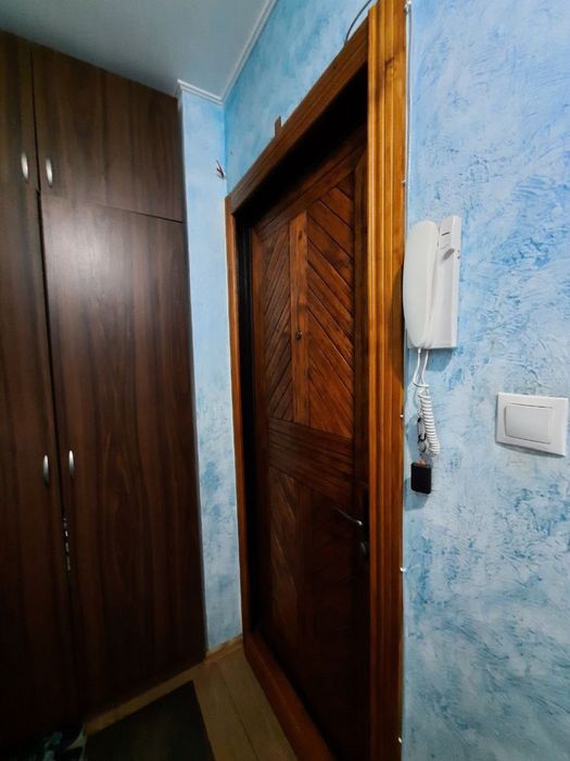 1-кімнатна на Черемушках | капремонт, балкон, відмінна локація