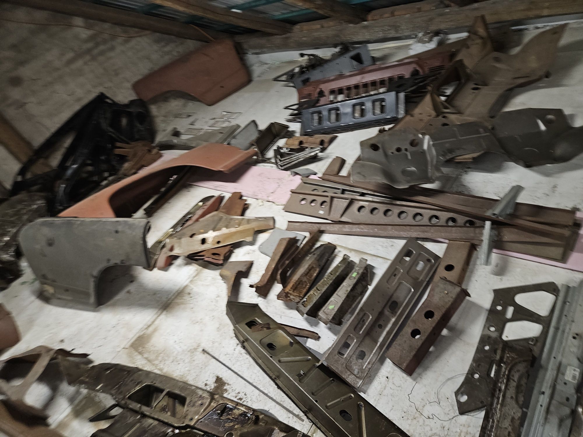 Części fiat 126p fiat 125p polonez drzwi pasy blotnik wzmocnienie nadk
