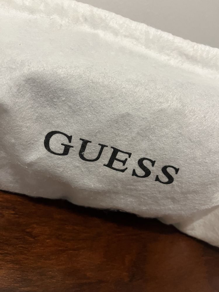 Carteira GUESS{Preta}