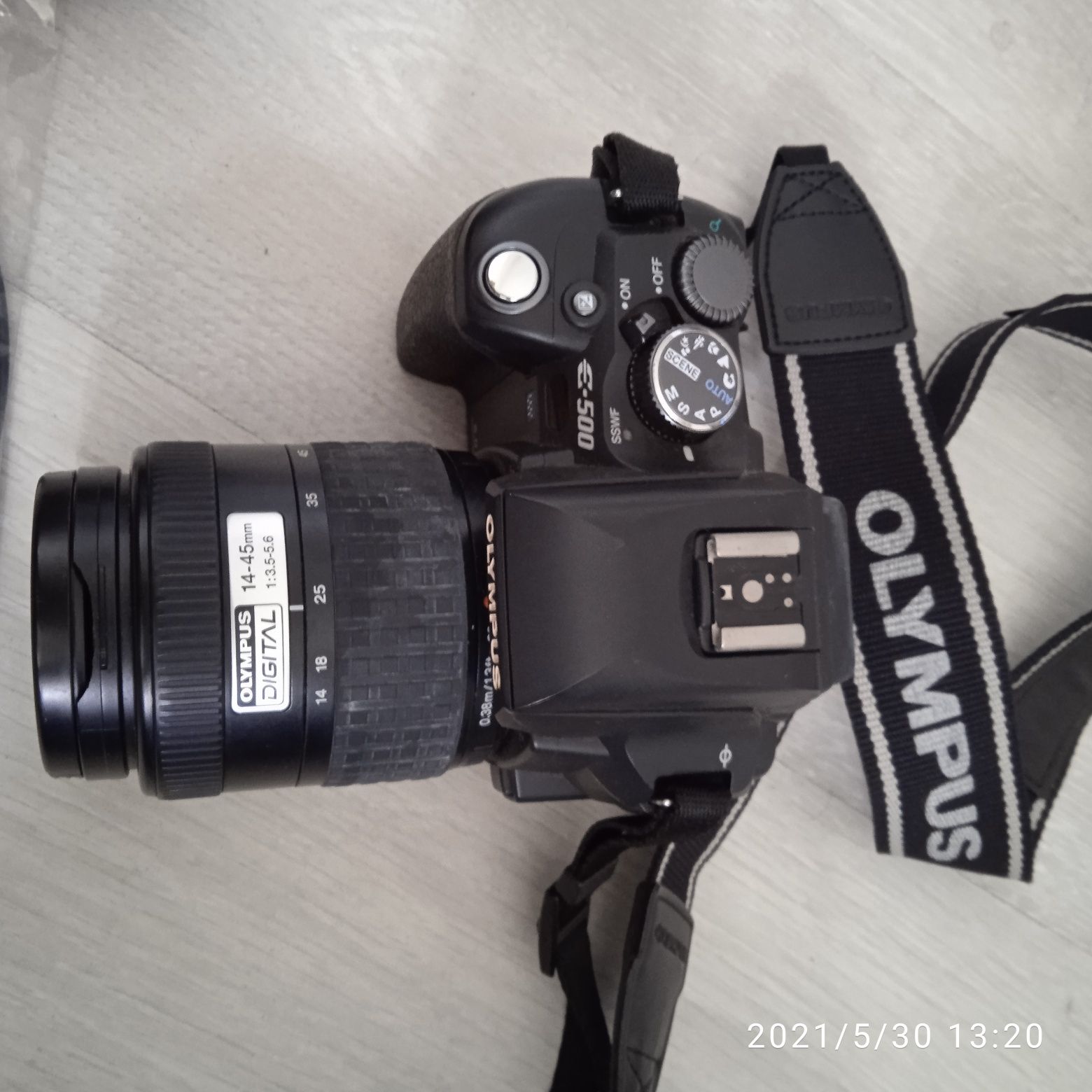 Продам фотоаппарат цифровой Olympus E500