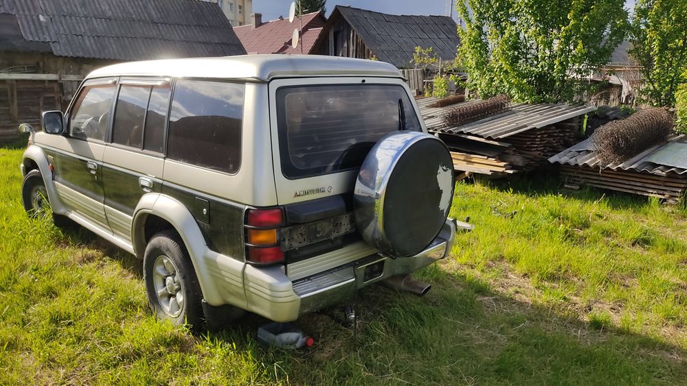 міцубісі паджеро 2