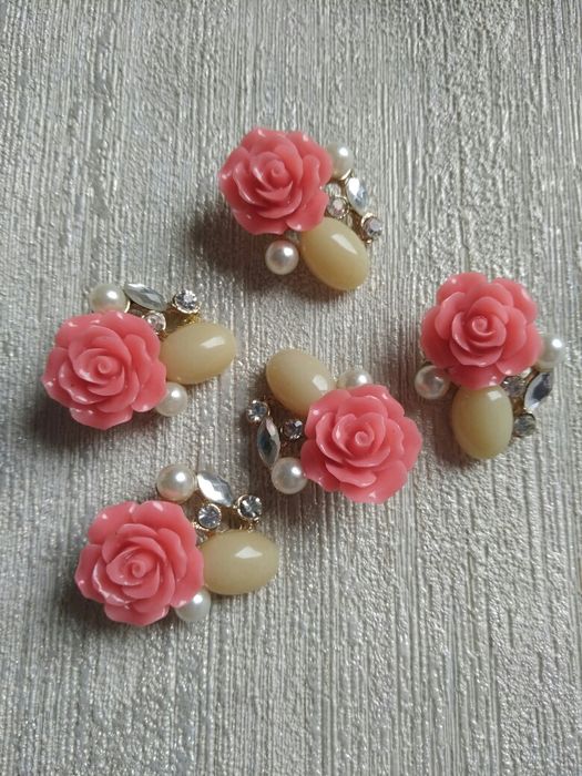 Пуговиці декоративні