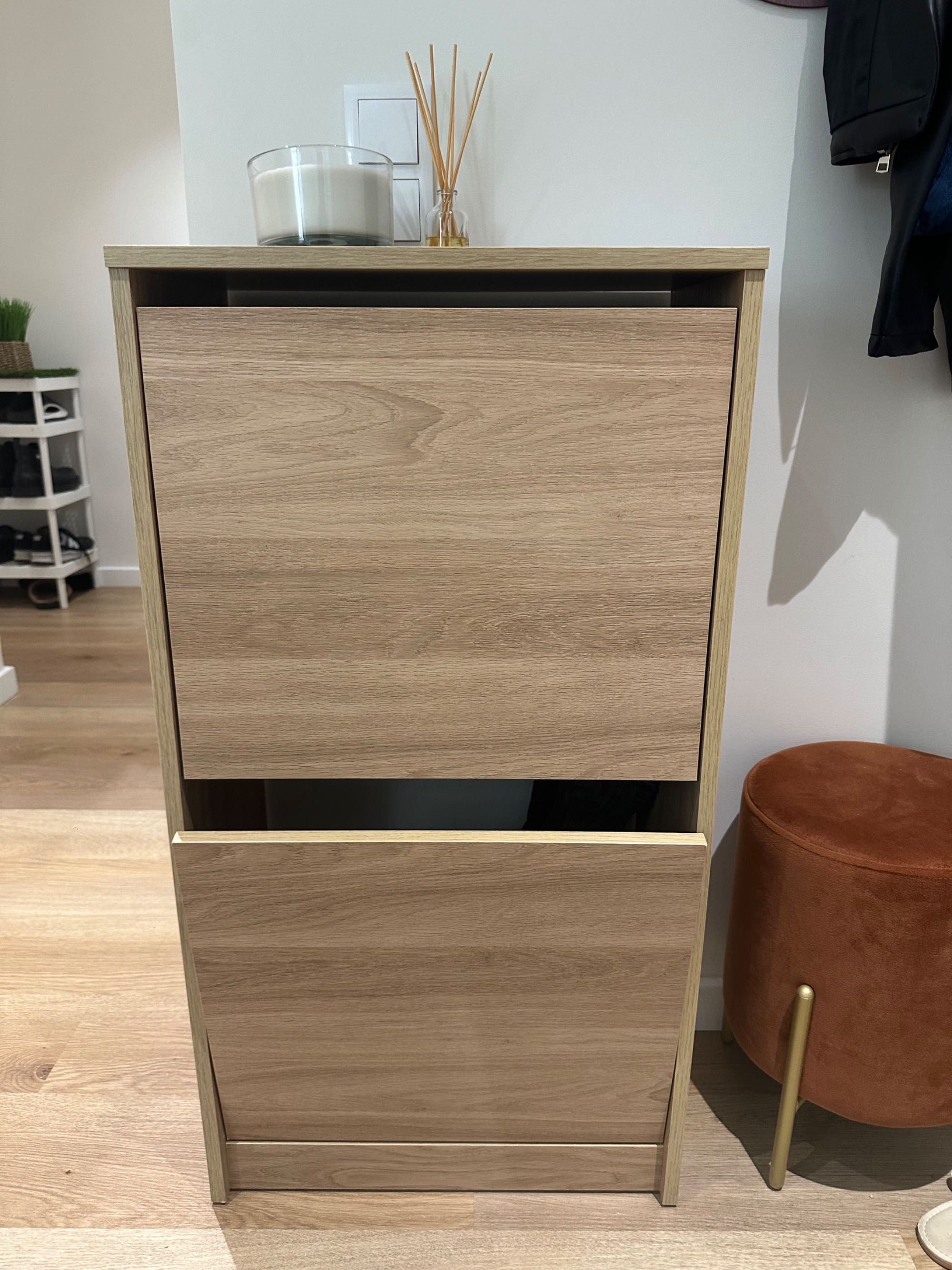Shoe rack for shoe storage