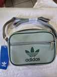 Сумка-трансформер унисекс ADIDAS ORIGINALS Adicolor Classic Mini Airli