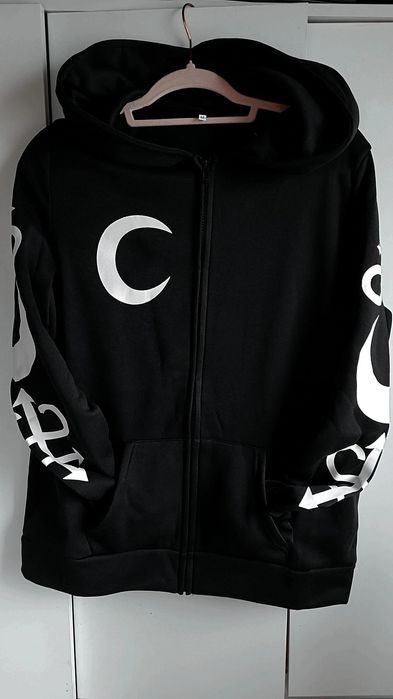 Nowa bluza z kapturem w stylu witch