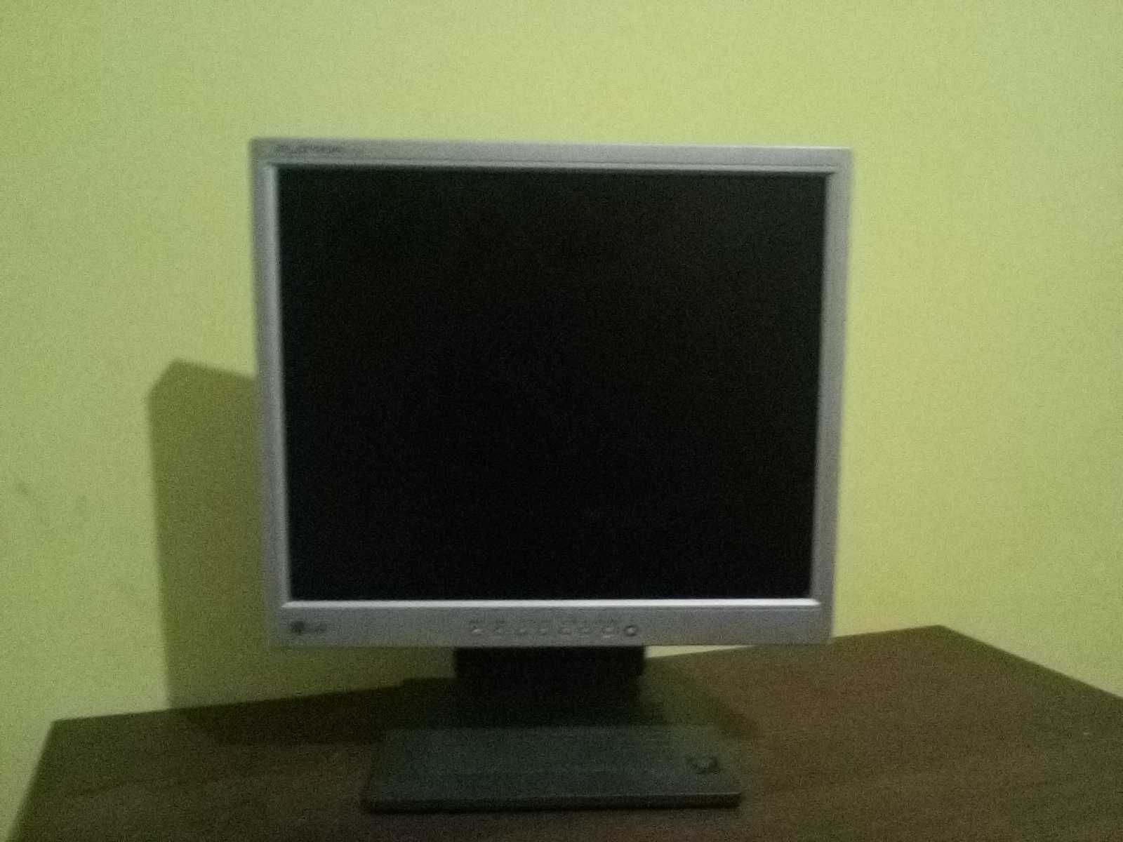 Monitor LG bom estado