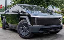 2024 Tesla Cybertruck Cyberbeast