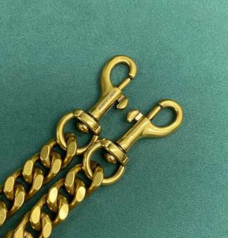 Saint Laurent YST Conllege