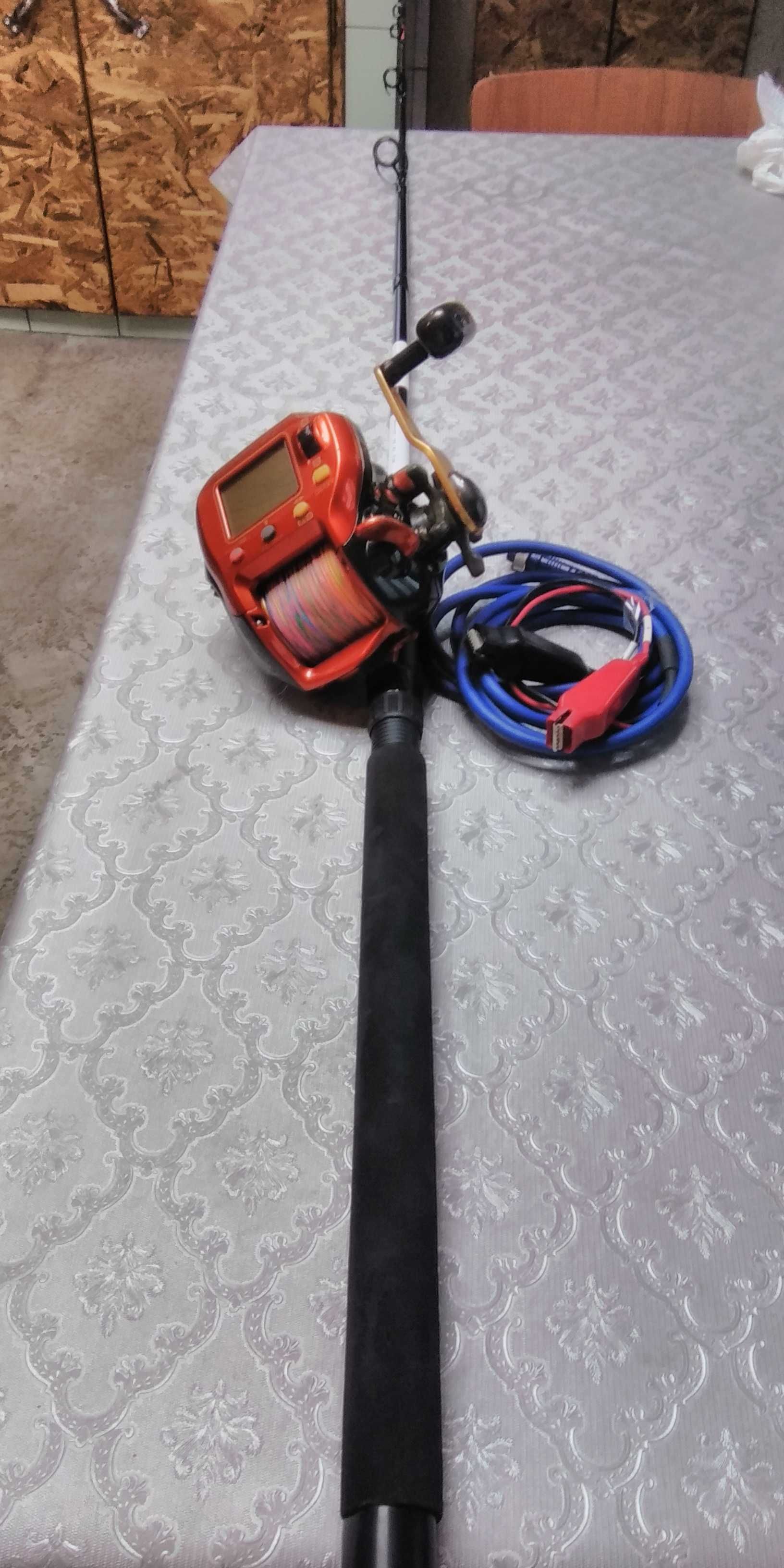 Conjunto, cana DAM e carreto elétrico Shimano Dendo Maru 3000HX,