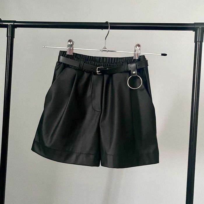 Дитячі шорти шкіряні для дівчинки чорні еко-шкіра на трикотажі стильні