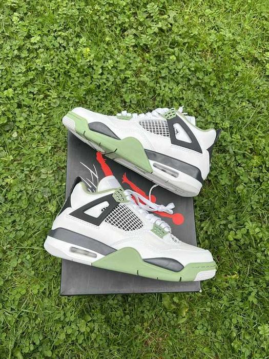 Buty damskie Trampk_Jordan_4_Seafoam_Green R.42