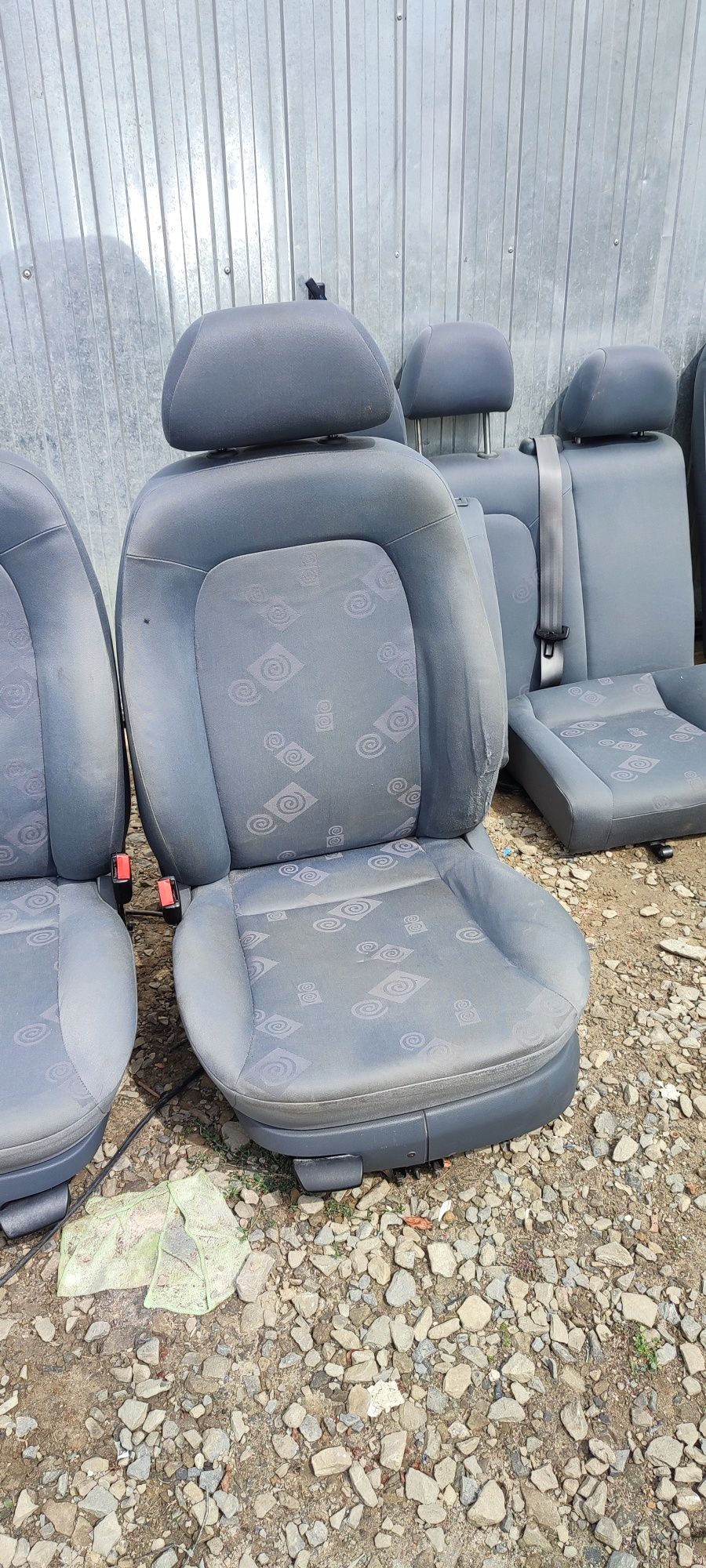 Fotele i kanapy seat Leon 1
