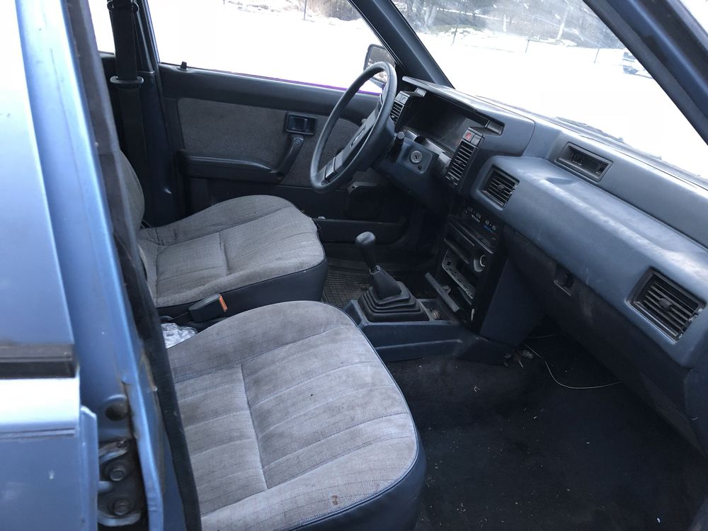 Nissan Sunny по з/ч…