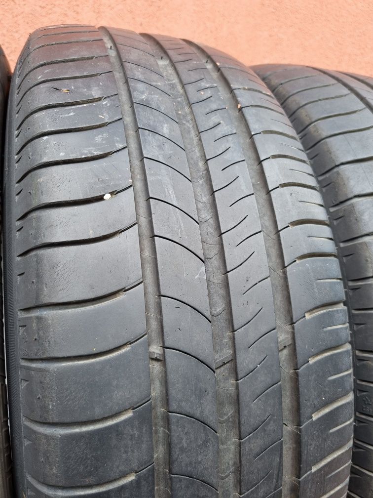 205 60 R16 Michelin Energy Saver 5mm 4szt