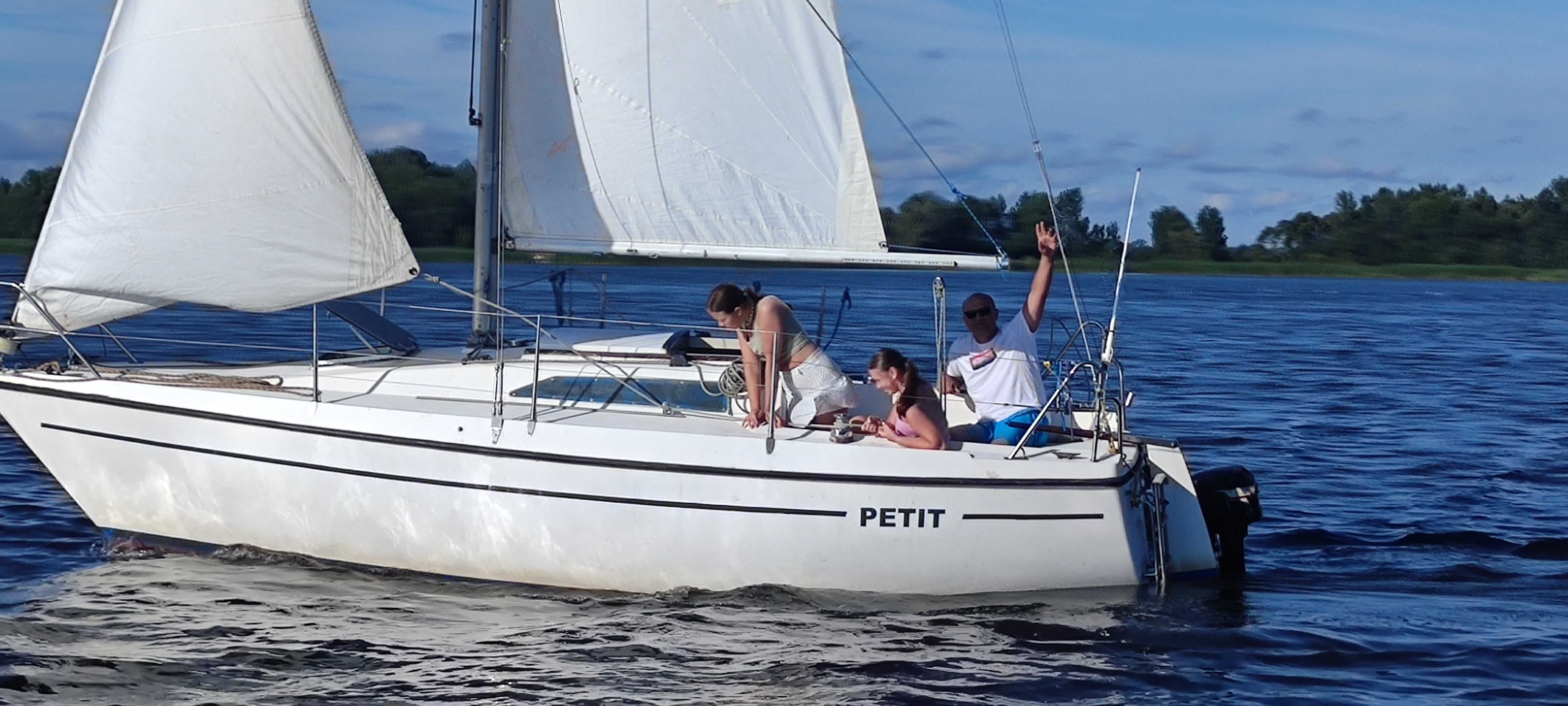 Jach balastowy  żaglowy Cruiser 22 -Stocznia Teligi Szczecin