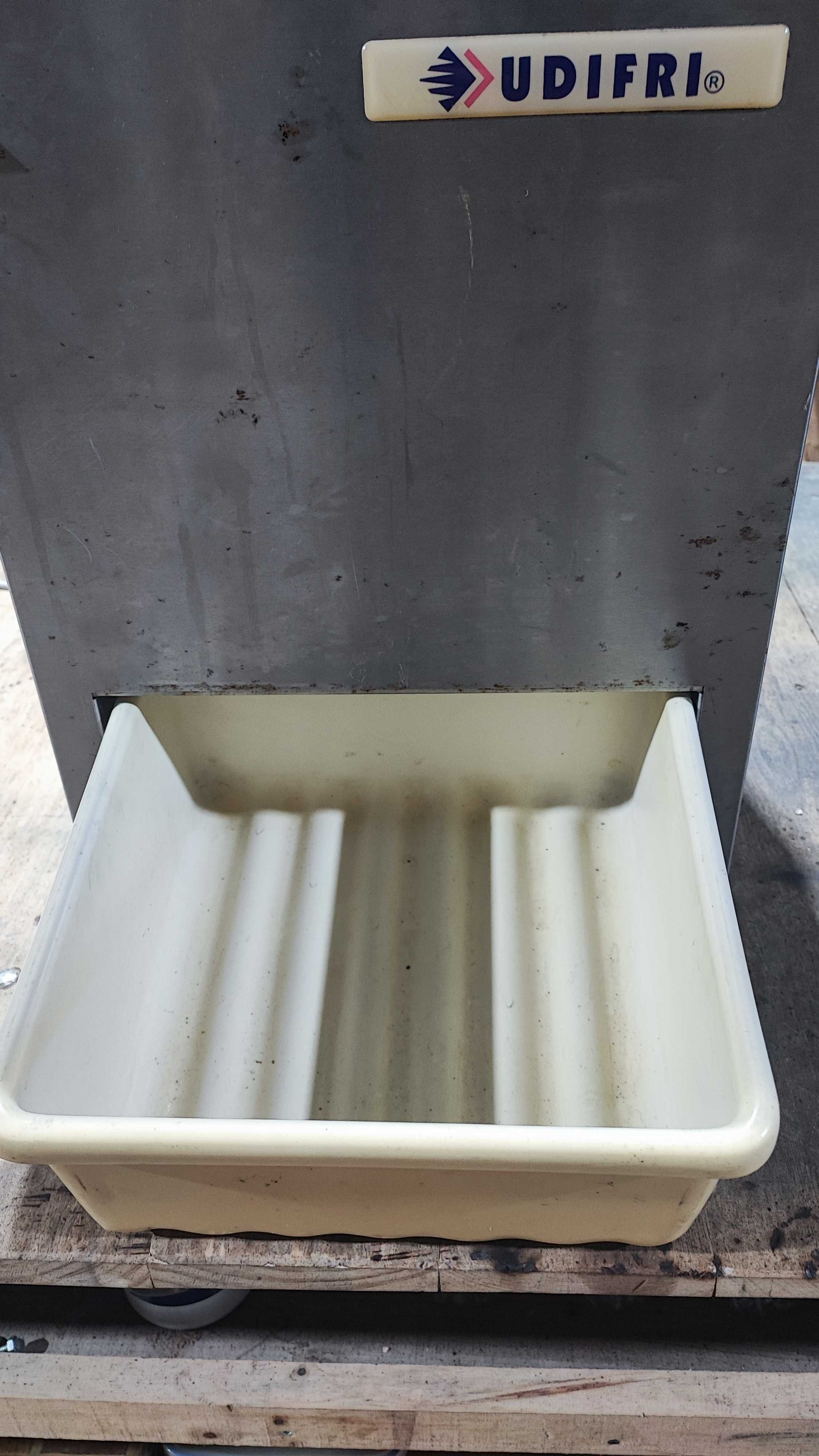 Triturador de gelo profissional UDIFRI