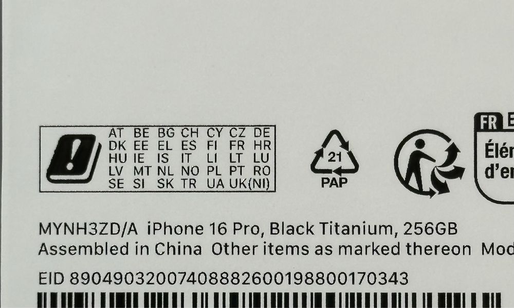 B-MOBILE Iphone 16 PRO 256GB  Desert Black Natural White Etui Szkło