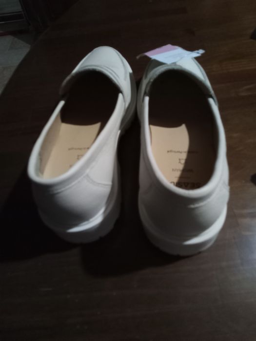 Sapatos senhora em pele