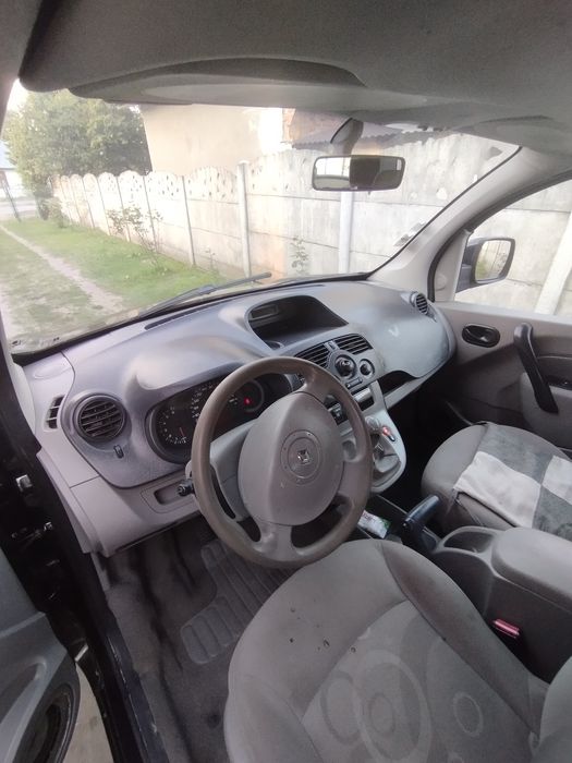 Продаж Рено кенго.