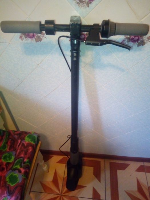 Segway Ninebot G30 MAX рулевая колонка в сборе.