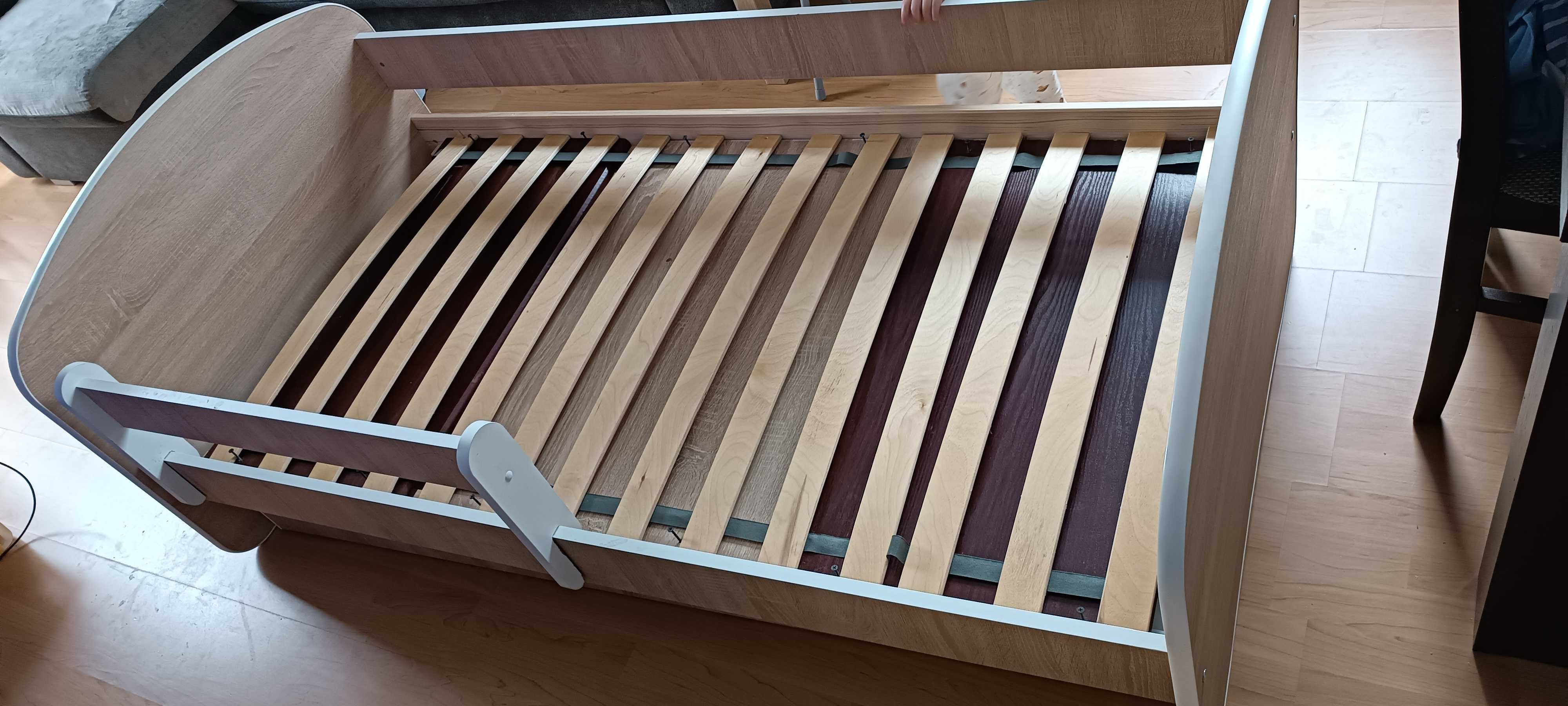 Łóżko dziecięce używane 164x 80