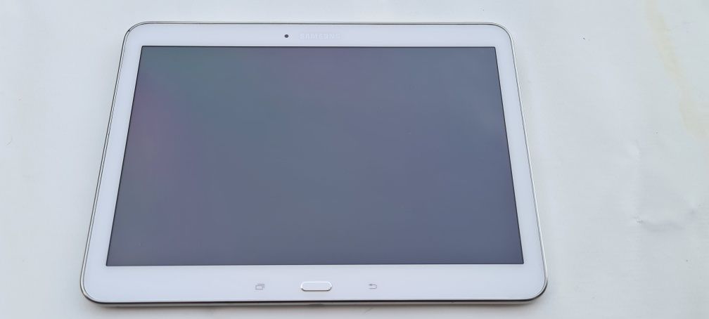 Samsung Galaxy Tab 4 10.1 SM-T530