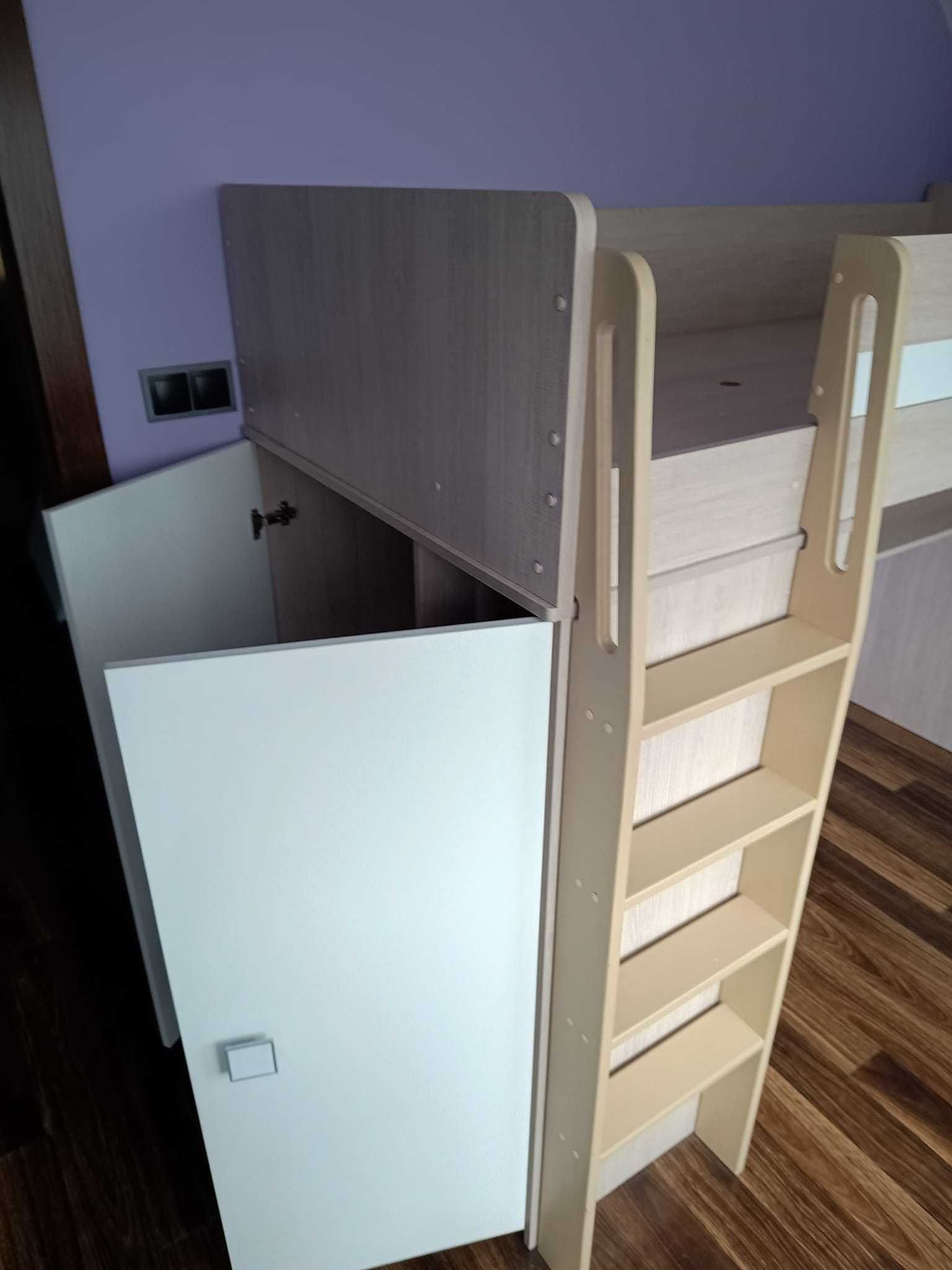 Łóżko z szafą i półką w super stanie
