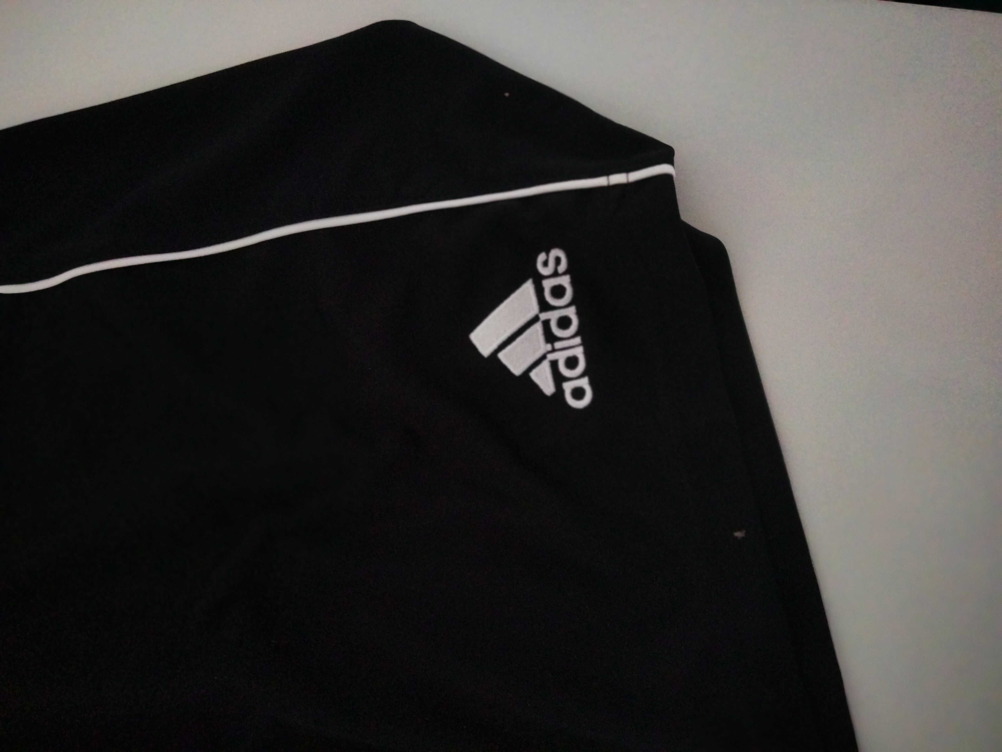 Equipamento Adidas