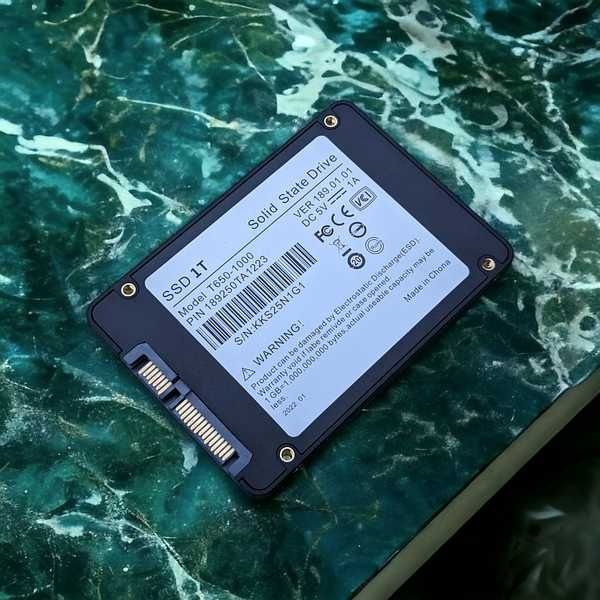 SSD Накопичувач 1T T650 2.5" SATAIII 3 6 GB/S