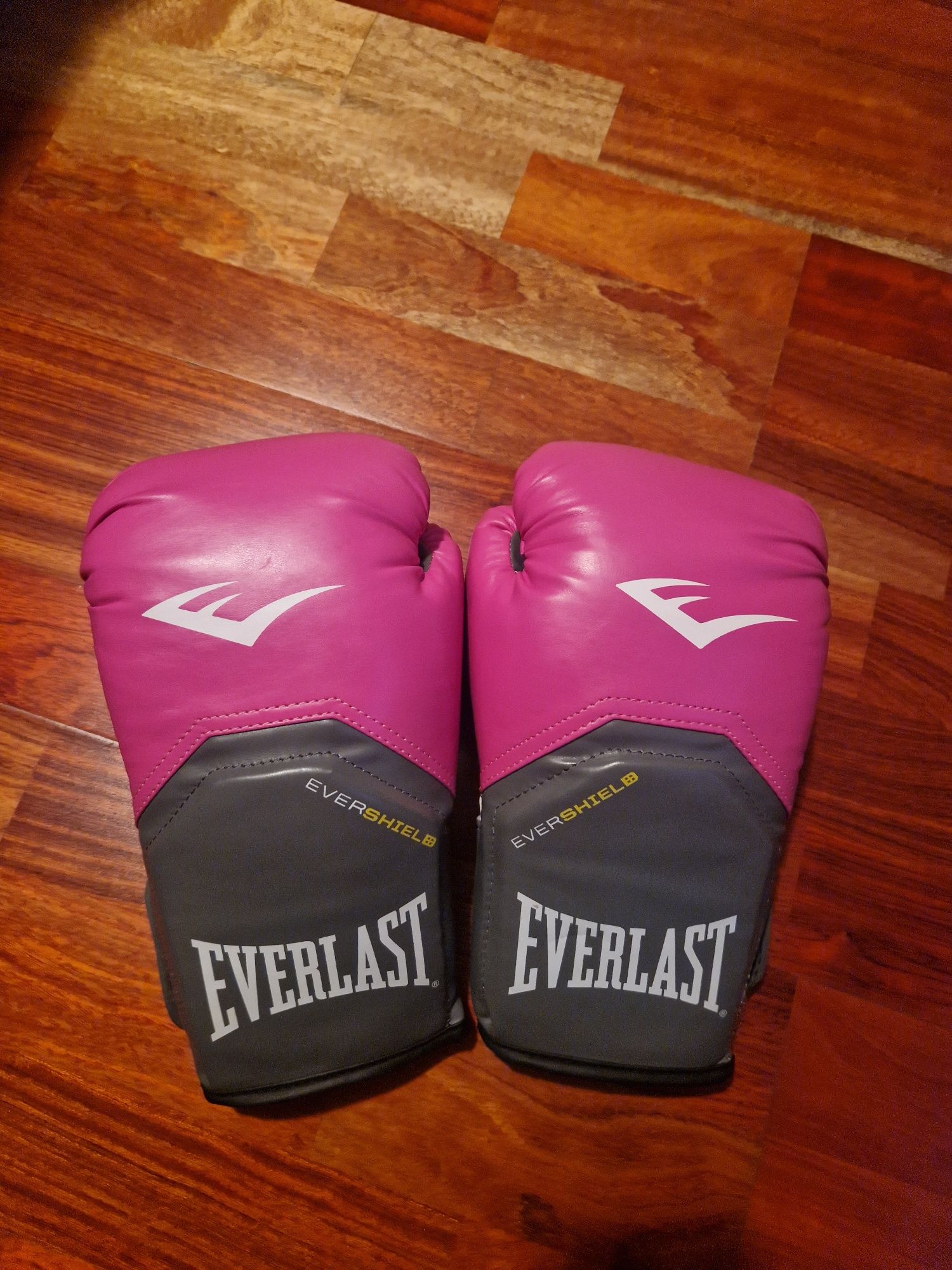 Damskie rękawice bokserskie EVERLAST