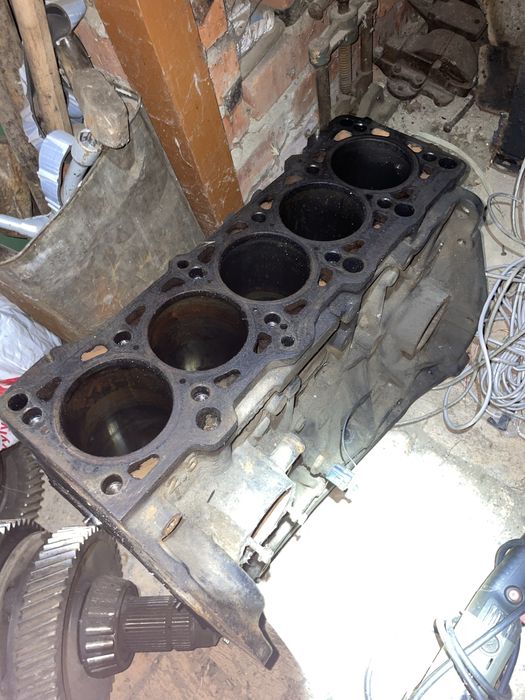 Продам блок двигуна Volkswagen Lt 35 2.5 AVR мотор двигатель