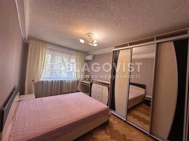 Продаж 2х кімнатної квартири, Литвиненко-Вольгемут, 1б