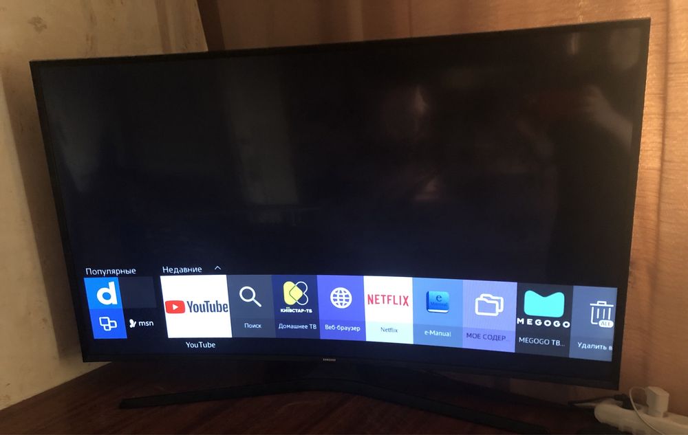 Телевізор вигнутий LED Samsung UE48J6500AU