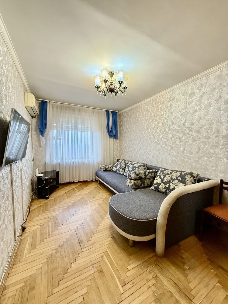 Продам 3 кімнатну квартру на ЖМ Ломівський(Фрунзенський)