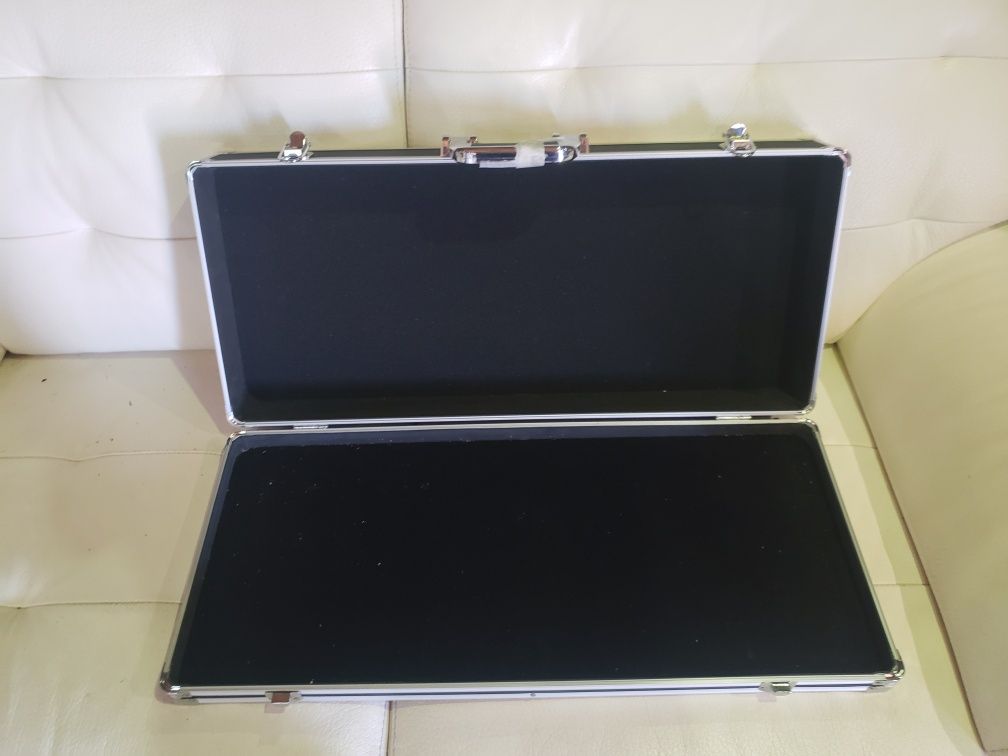 Pedalboard case nova.